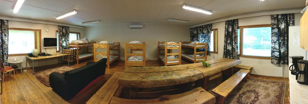 Partiotalon Retkeilymaja - Scouts Hostel Joensuu Exteriör bild